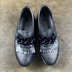 SoftWaves Cadie Loafer in Cyprus (gunmetal color)
Size: 37.5 (7.5)
